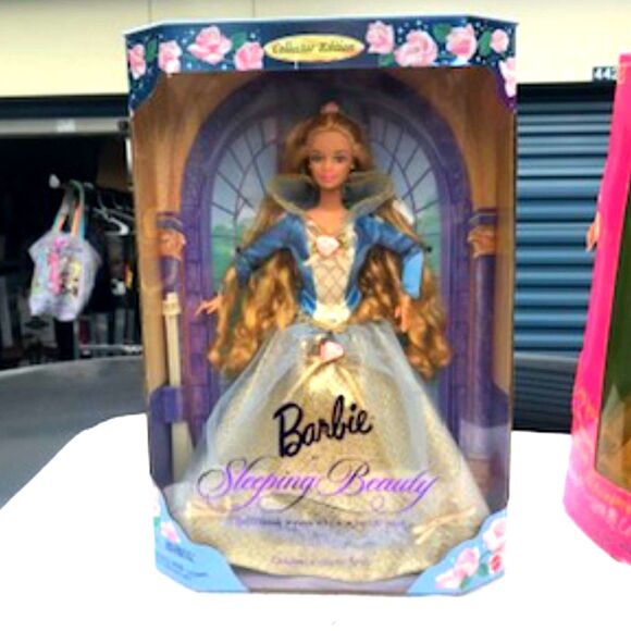 Barbie Doll . Sleeping Beauty Barbie . 1997 Collector Edition Unopened Package
